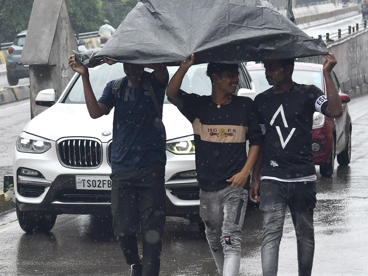 heavy rain in telangana Today30