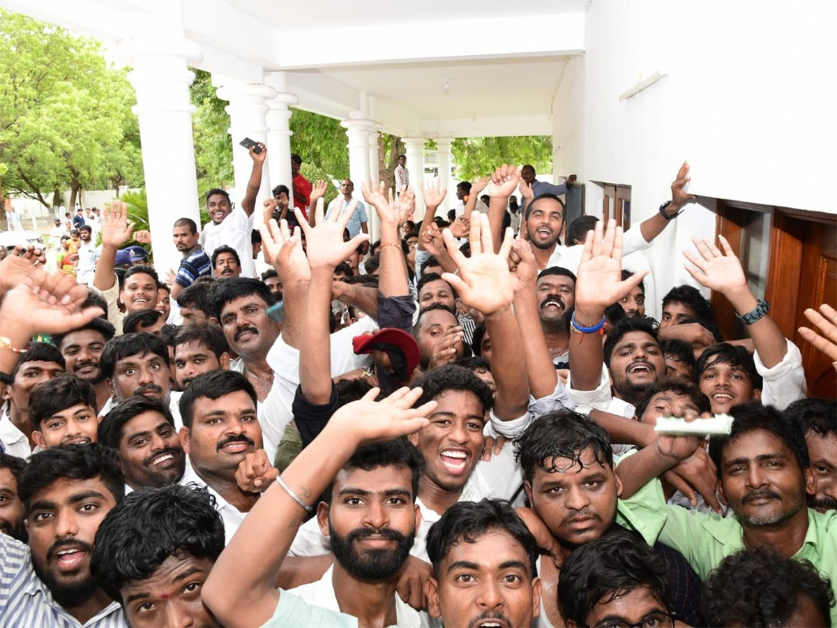 Ys Jagan Pulivendula Tour Photo Gallery18