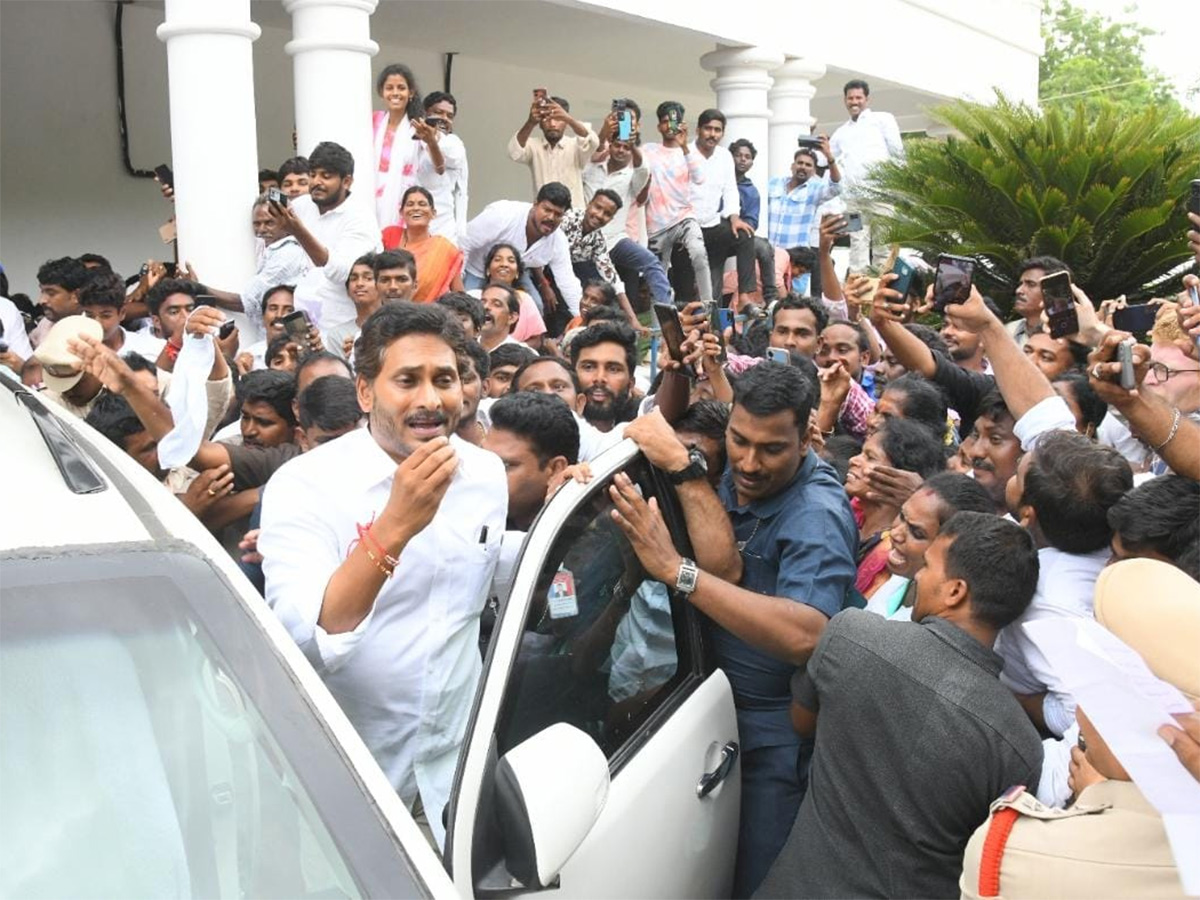 Ys Jagan Pulivendula Tour Photo Gallery3