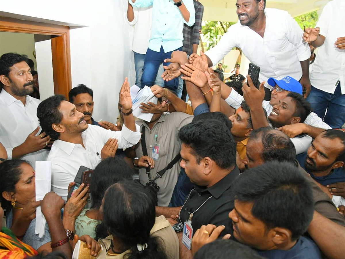 Ys Jagan Pulivendula Tour Photo Gallery7