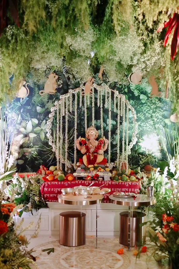 Hardik Pandya's son Agastya With Krunal Pandya For Ganesh Chaturthi Celebrations Photos21