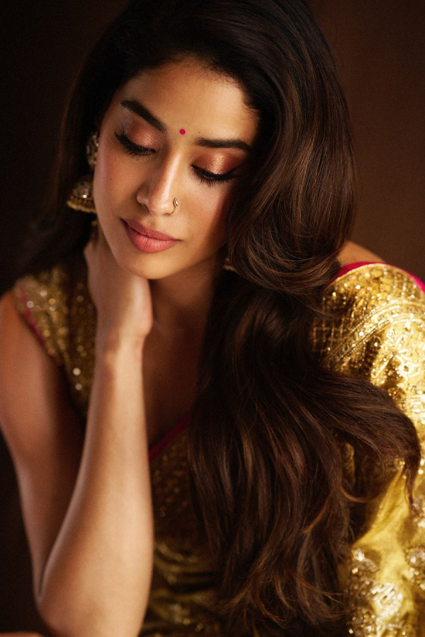 Devara Beauty Janhvi Kapoor Amazing Photos In Saree7