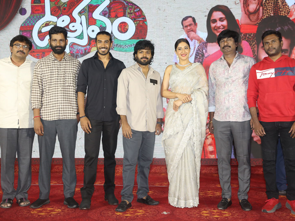 Utsavam Movie Pre Release Event Photos3