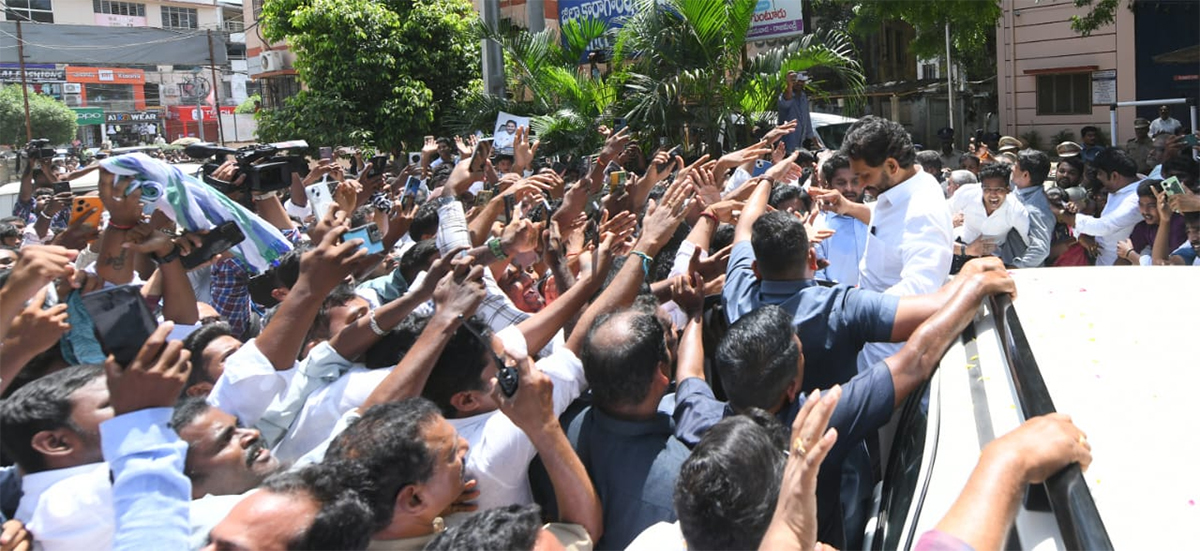 YS Jagan Guntur Tour Photos1