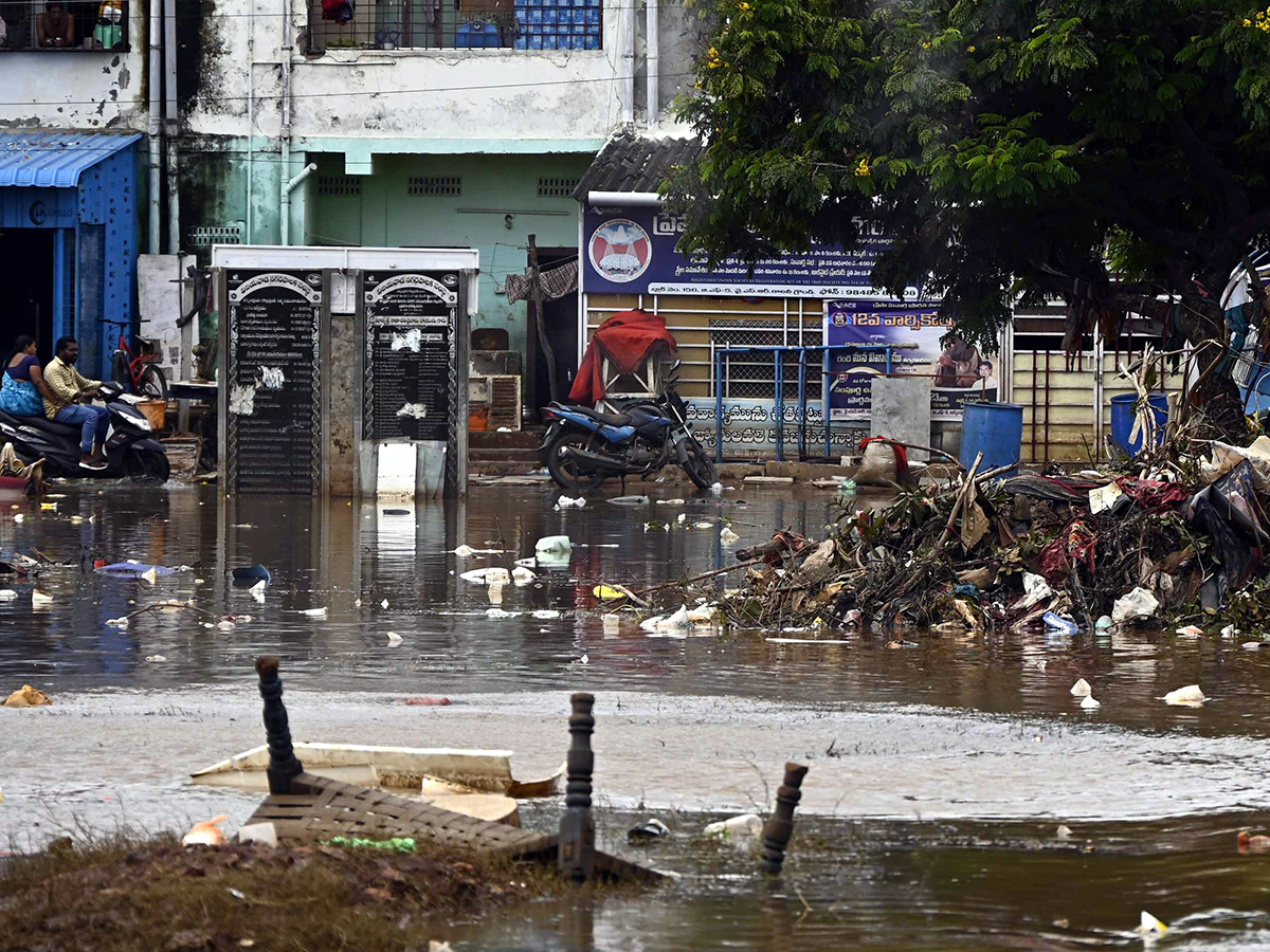 Check out the photo gallery of the flood-affected victims in Vijayawada.17