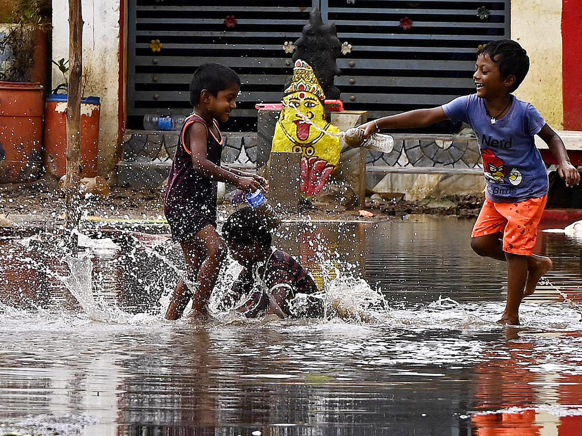 Check out the photo gallery of the flood-affected victims in Vijayawada.28