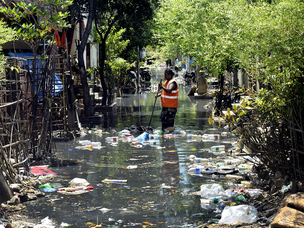 Check out the photo gallery of the flood-affected victims in Vijayawada.38