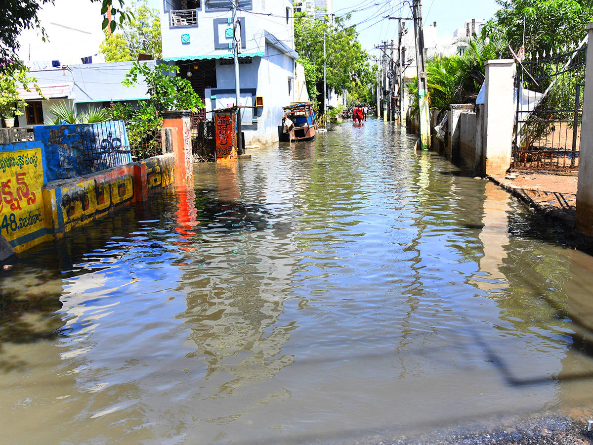 Check out the photo gallery of the flood-affected victims in Vijayawada.43