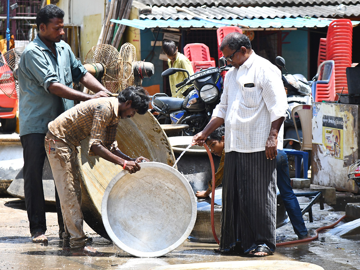 Check out the photo gallery of the flood-affected victims in Vijayawada.49