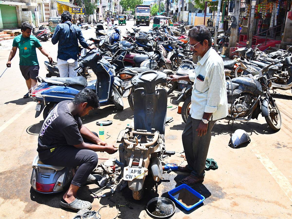 Check out the photo gallery of the flood-affected victims in Vijayawada.50