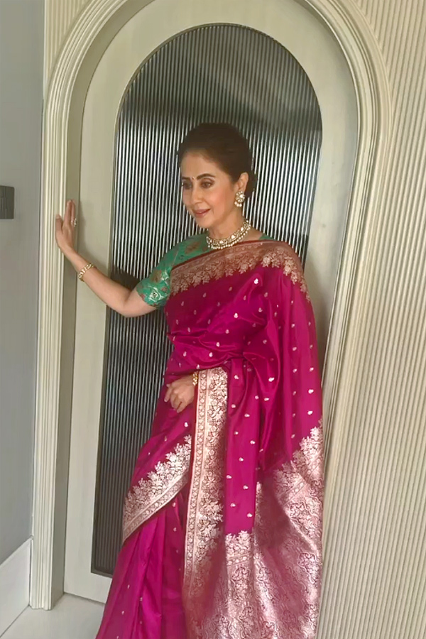 Urmila Matondkar Draped Silver Sequin And Kanjeevaram Sarees Photos3