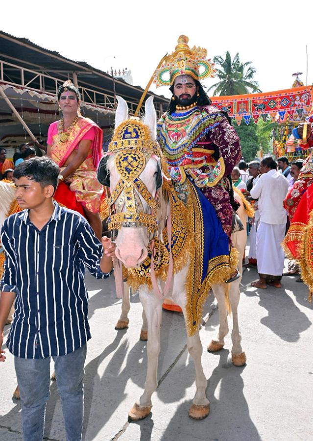 Kanipakam : Kanulapaduvaga Siddhi Vinayaka Rathotsavam Photos14