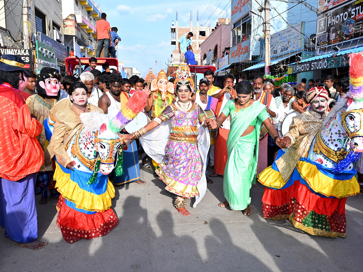 Kanipakam : Kanulapaduvaga Siddhi Vinayaka Rathotsavam Photos20