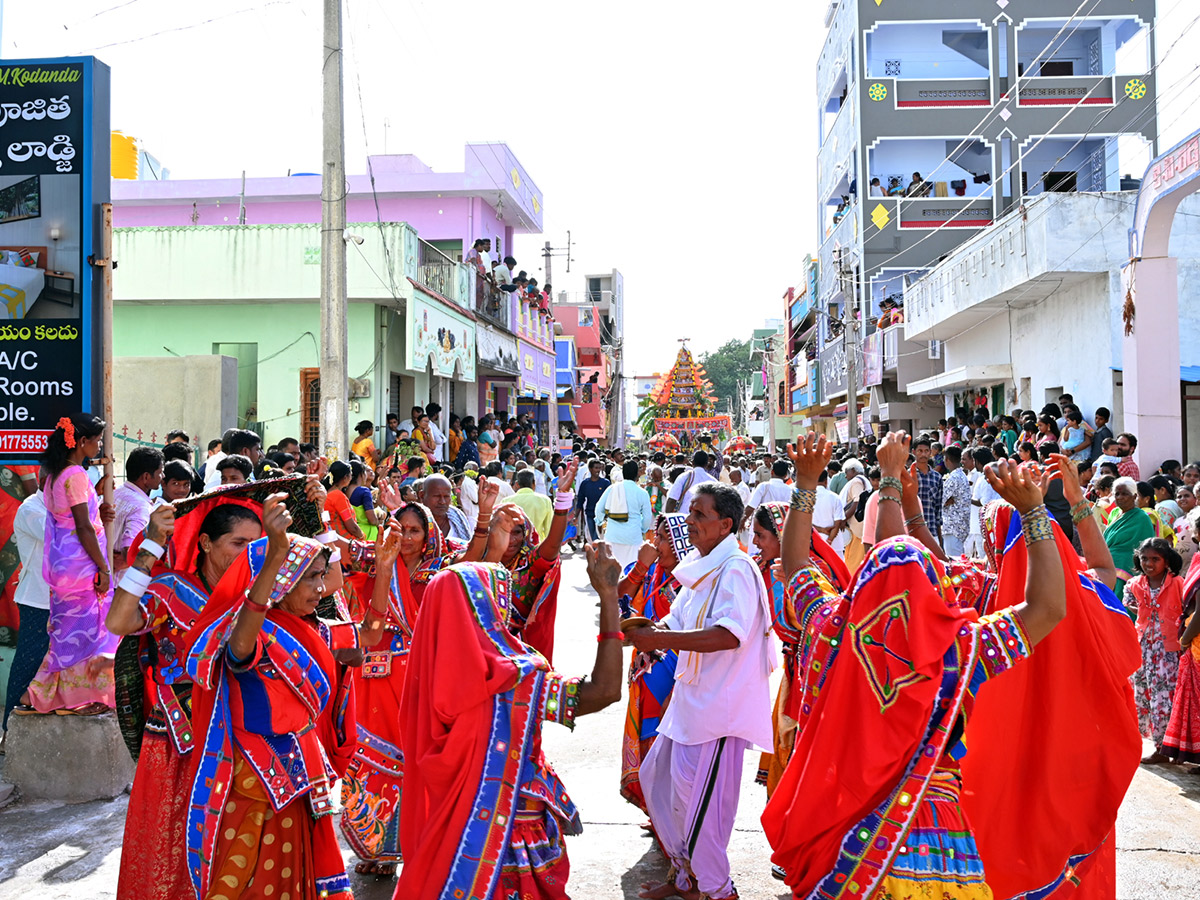 Kanipakam : Kanulapaduvaga Siddhi Vinayaka Rathotsavam Photos21