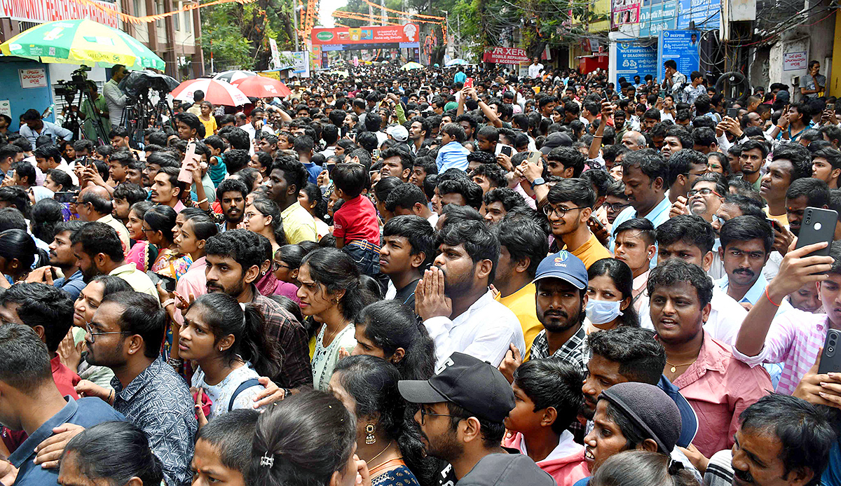 khairatabad maha ganapathi 2024 photos2