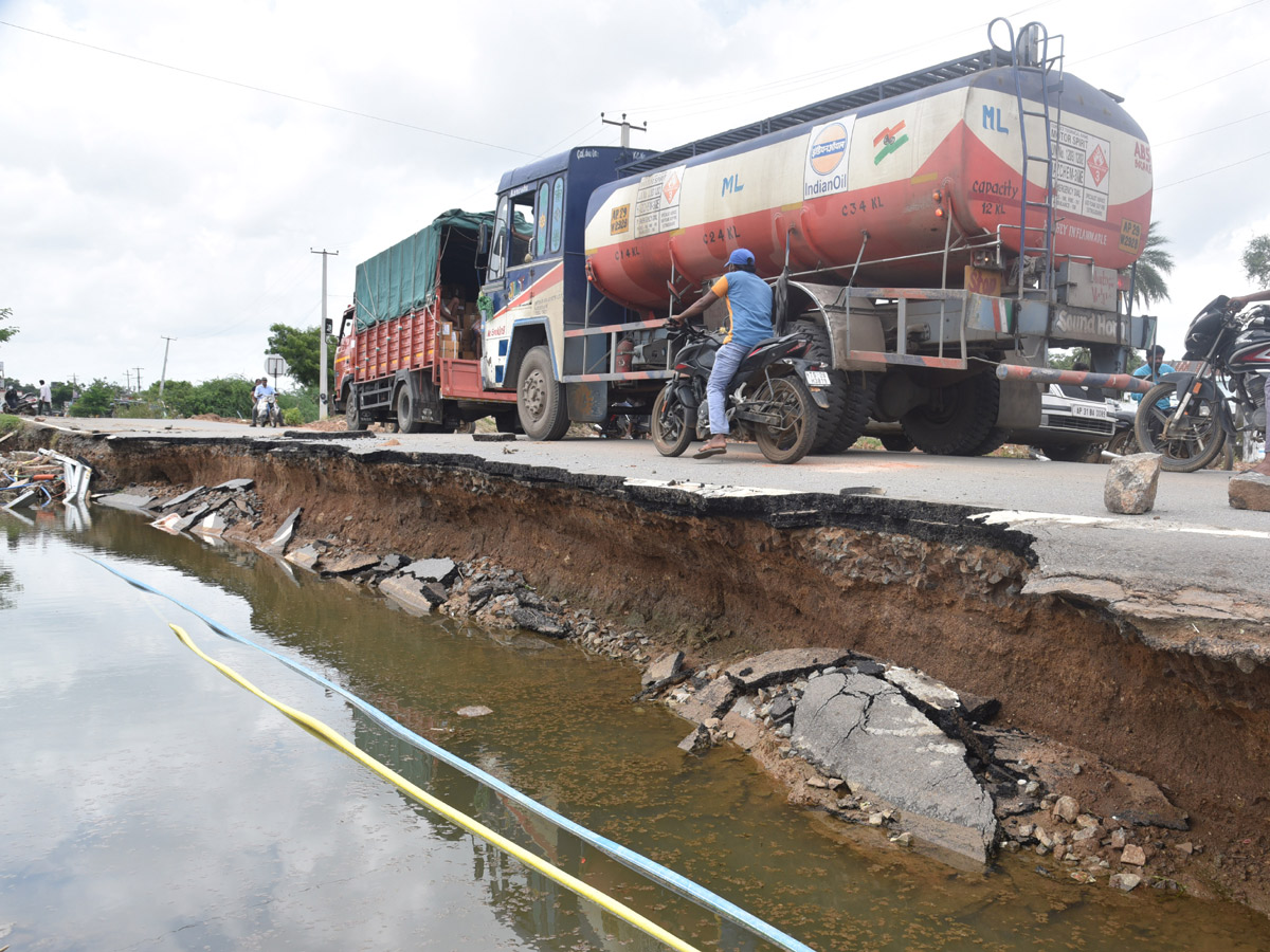 Best Photos of The Day in AP and Telangana Photo Gallery22