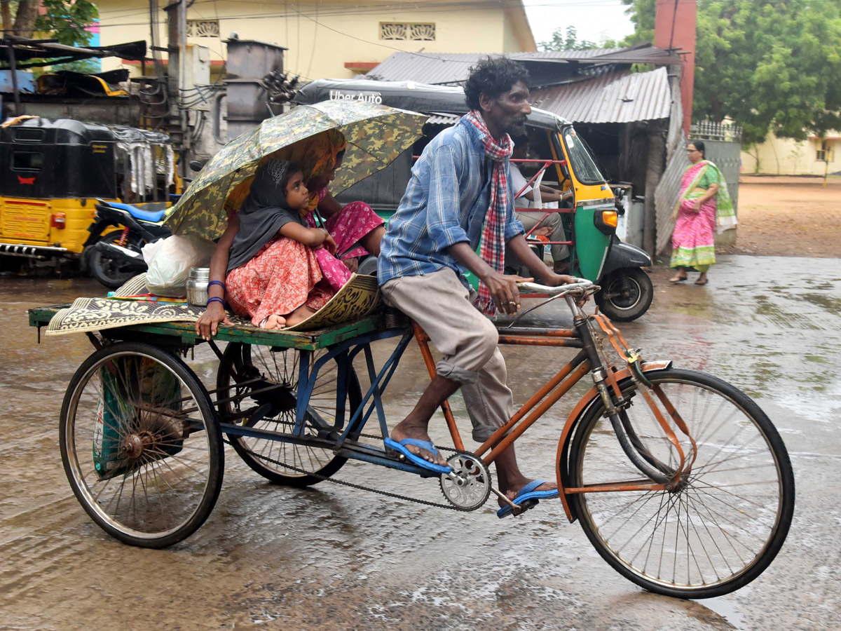 Best Photos of The Day in AP and Telangana Photo Gallery30