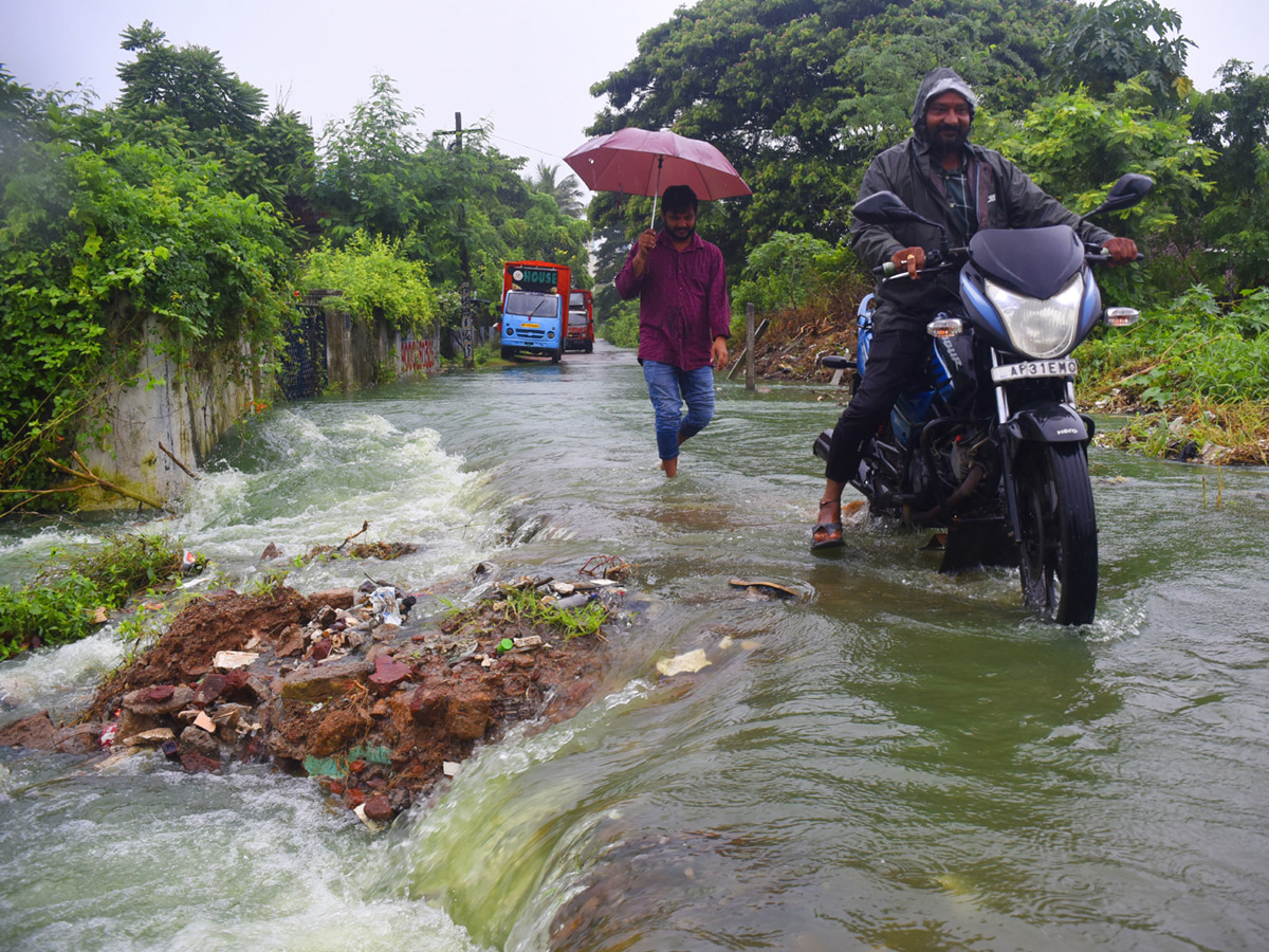 Best Photos of The Day in AP and Telangana Photo Gallery53