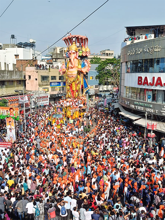 Hyderabad Khairatabad ganesh Shobha Yatra 2024 Photos4