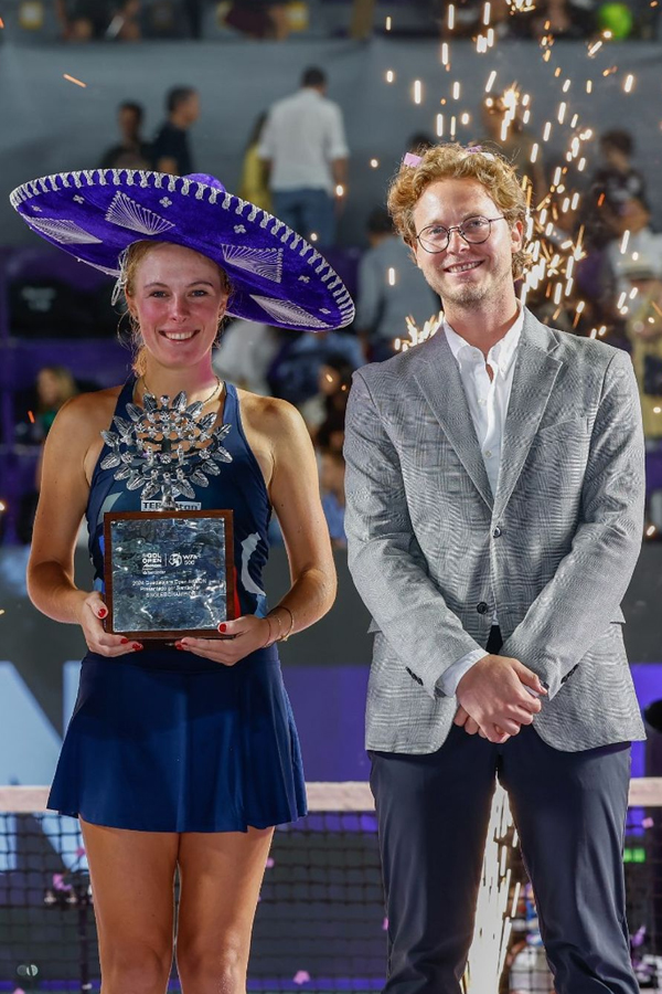 Poland Tennis Player Magdalena Frech Won GDL Open Event Photos Goes Viral10