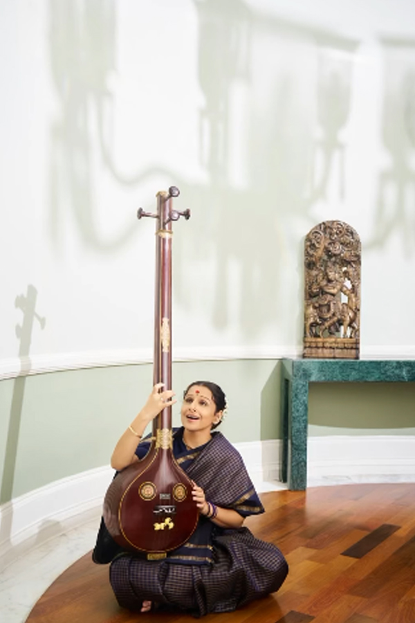 Vidya Balan's Photo Tribute To MS Subbulakshmi On Her 108th Birth Anniversary4