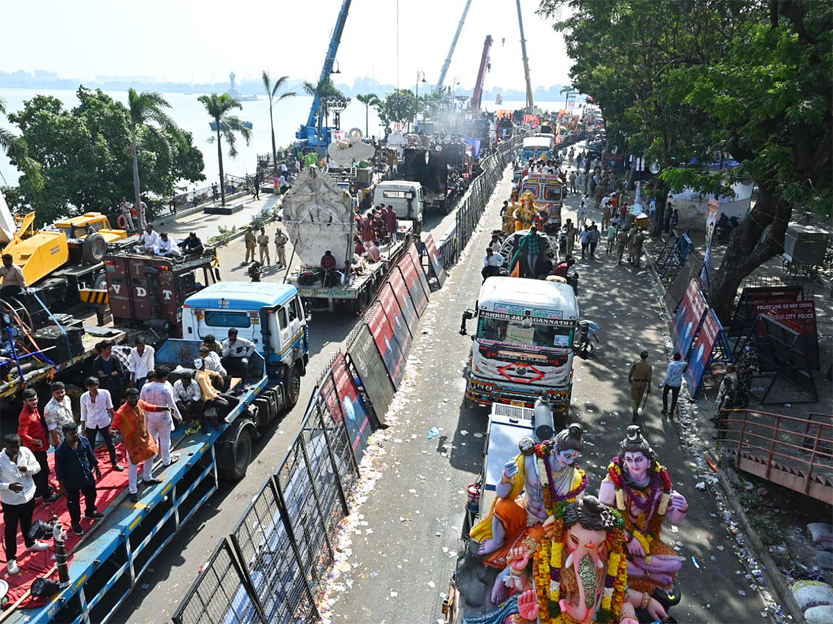 Ganesh Nimajjanam 2024 at Hyderabad's Tank Bund: Photos21