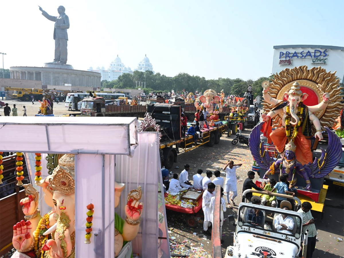 Ganesh Nimajjanam 2024 at Hyderabad's Tank Bund: Photos25