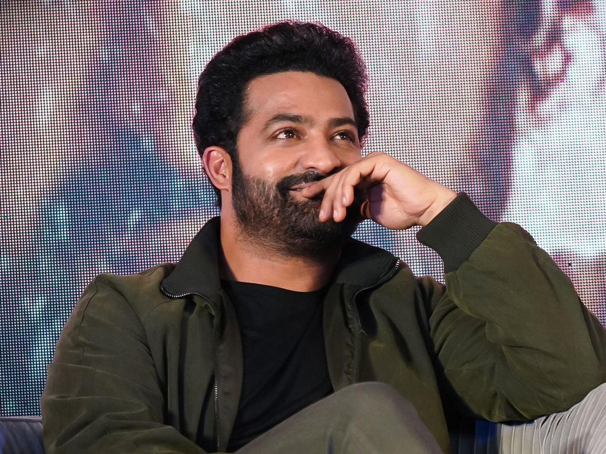 Jr NTR Devara Movie Press Meet Photos 9