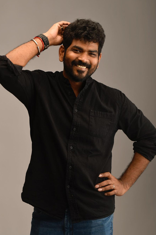 Tamil Director Vignesh Shivan Birthday Special Gallery6