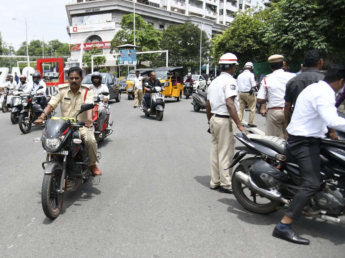 Visakhapatnam Strict Helmet Regulations Photos10