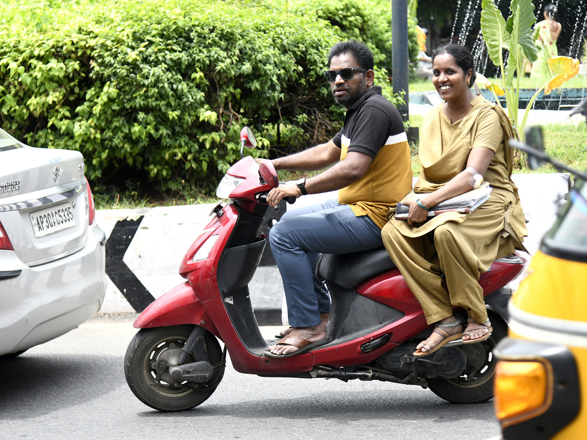 Visakhapatnam Strict Helmet Regulations Photos2