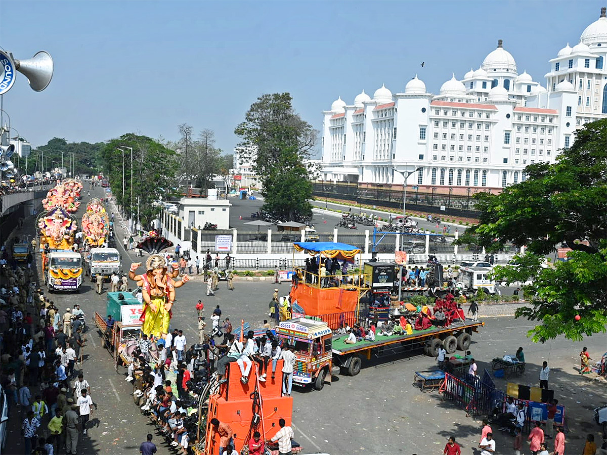 Ganesh Nimajjanam 2024 at Hyderabad's Tank Bund: Photos10