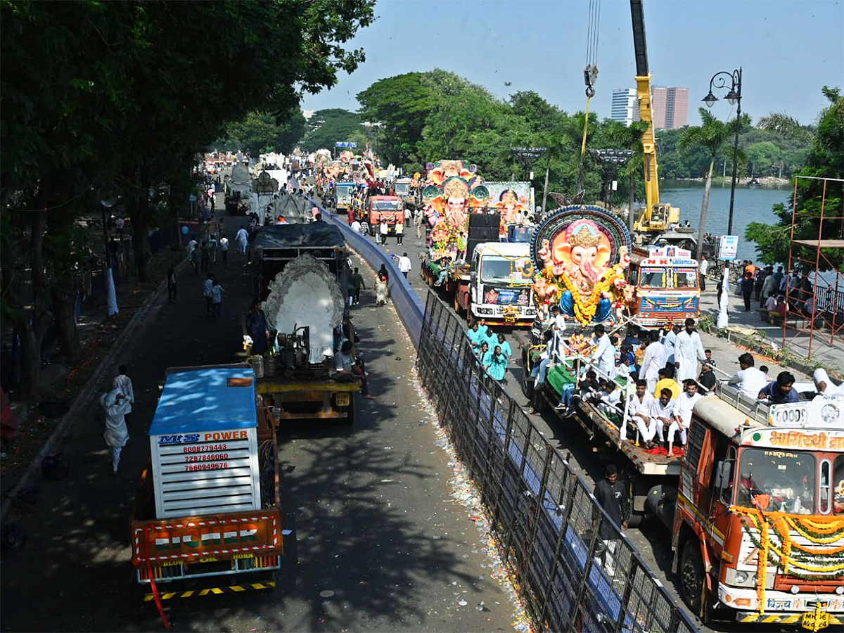 Ganesh Nimajjanam 2024 at Hyderabad's Tank Bund: Photos8