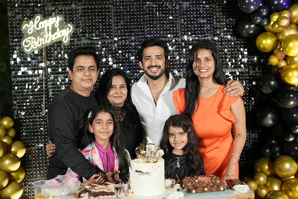 Anchor Ravi Birthday Celebrations Photos6