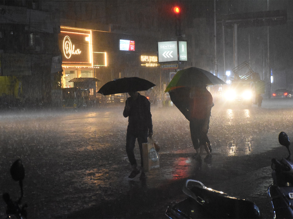 Heavy Rains in Hyderabad Today Photos14