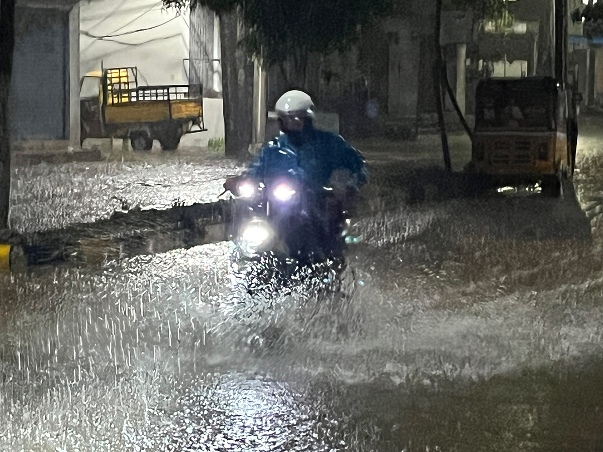 Heavy Rains in Hyderabad Today Photos6