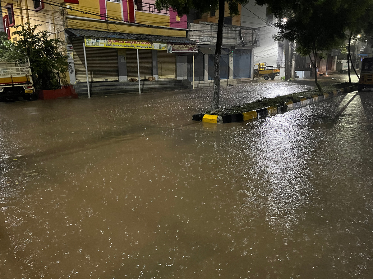 Heavy Rains in Hyderabad Today Photos9