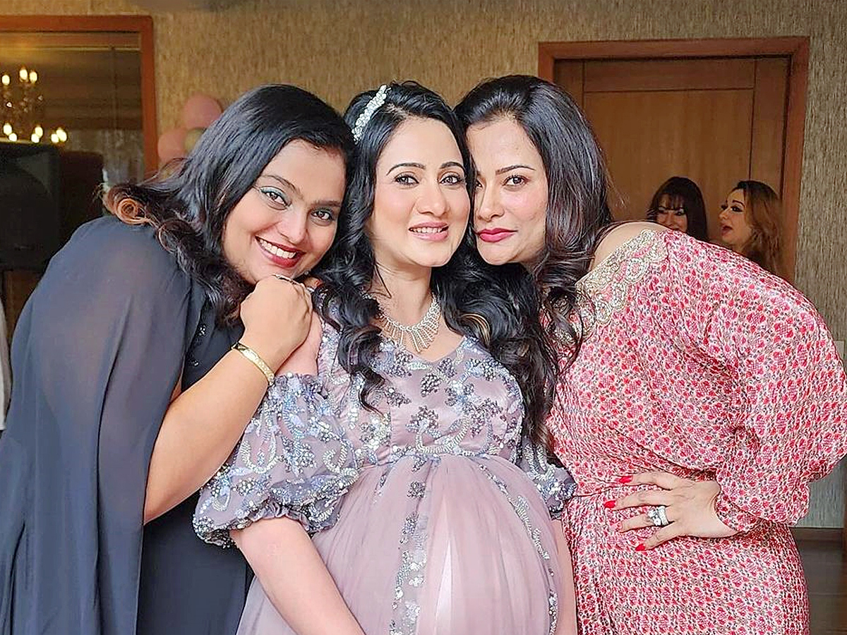 Actress Harshika Poonacha Baby Shower Celebrations Photos14