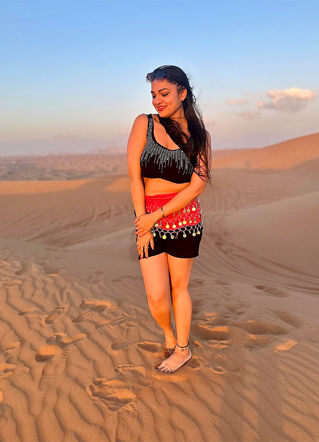 Bigg Boss Fame Ashwini Sree Rocks In Dubai Photos10