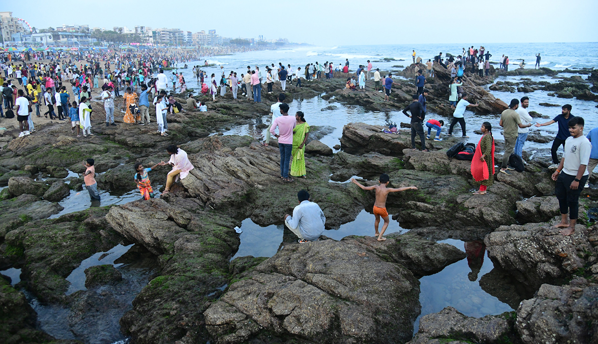 happy sunday in Visakhapatnam Beach2