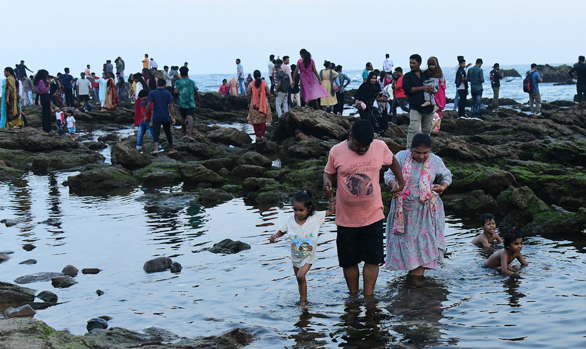 happy sunday in Visakhapatnam Beach5