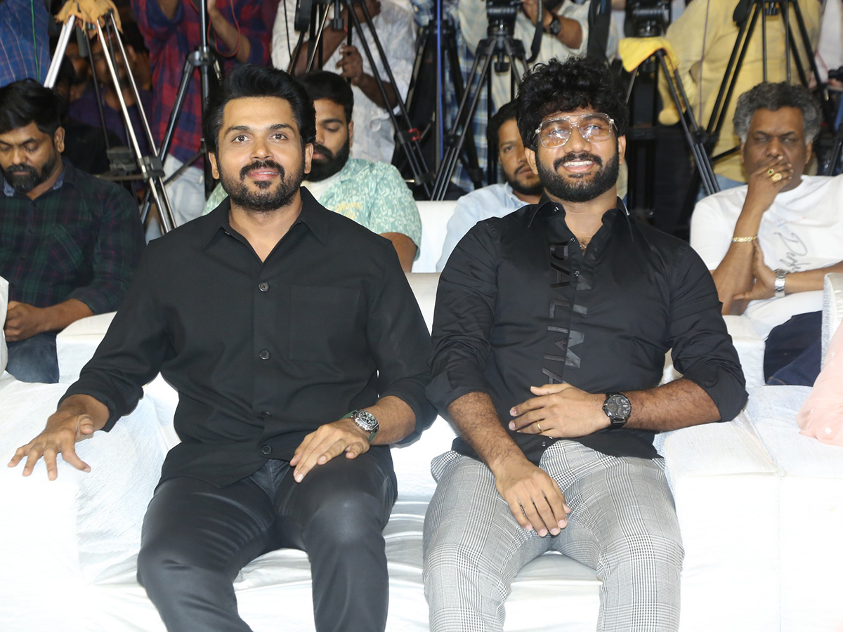 Hero Karthi Satyam Sundaram Pre Release Event12