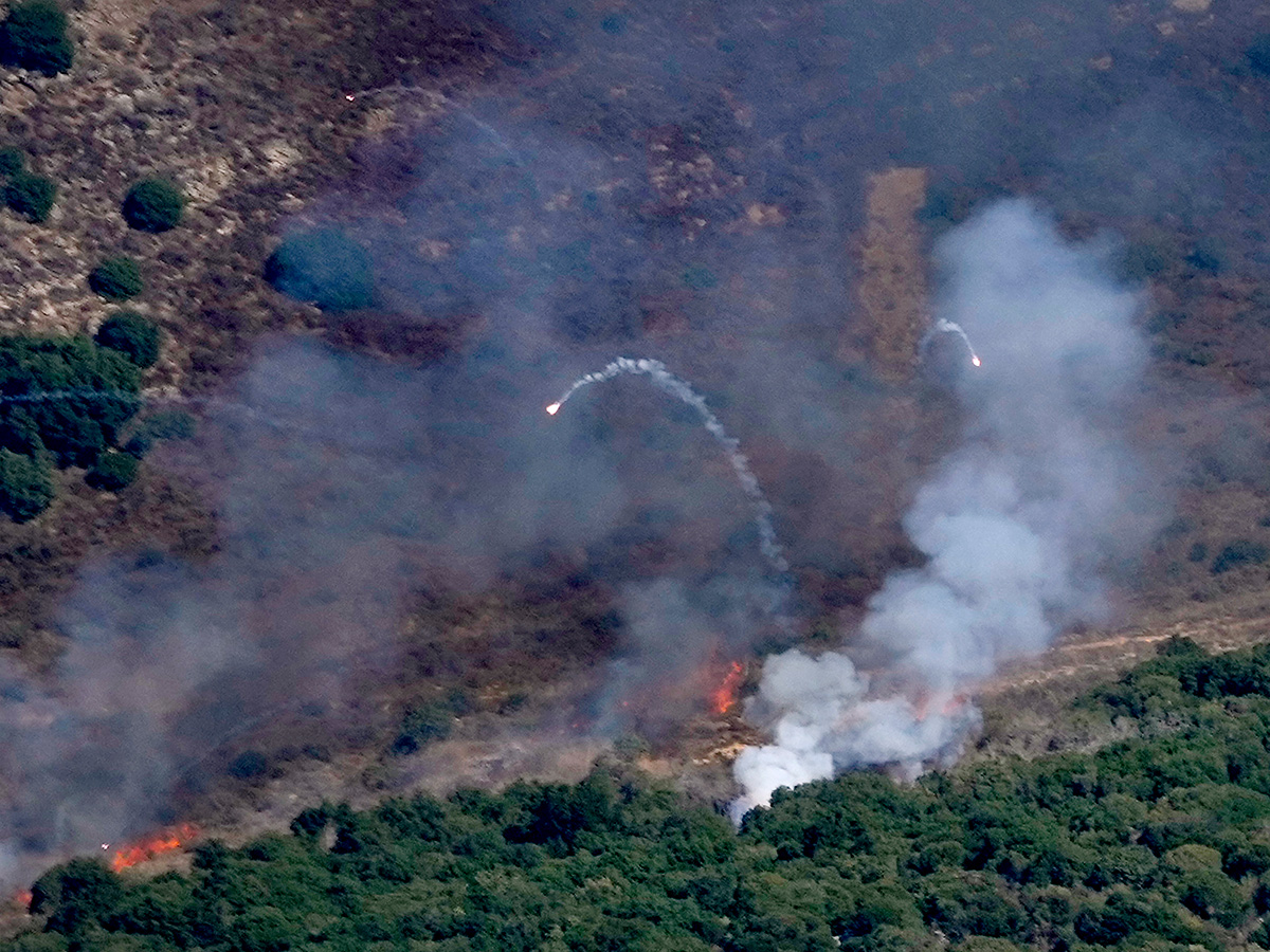 Israeli airstrike in the southern village of Lebanon21