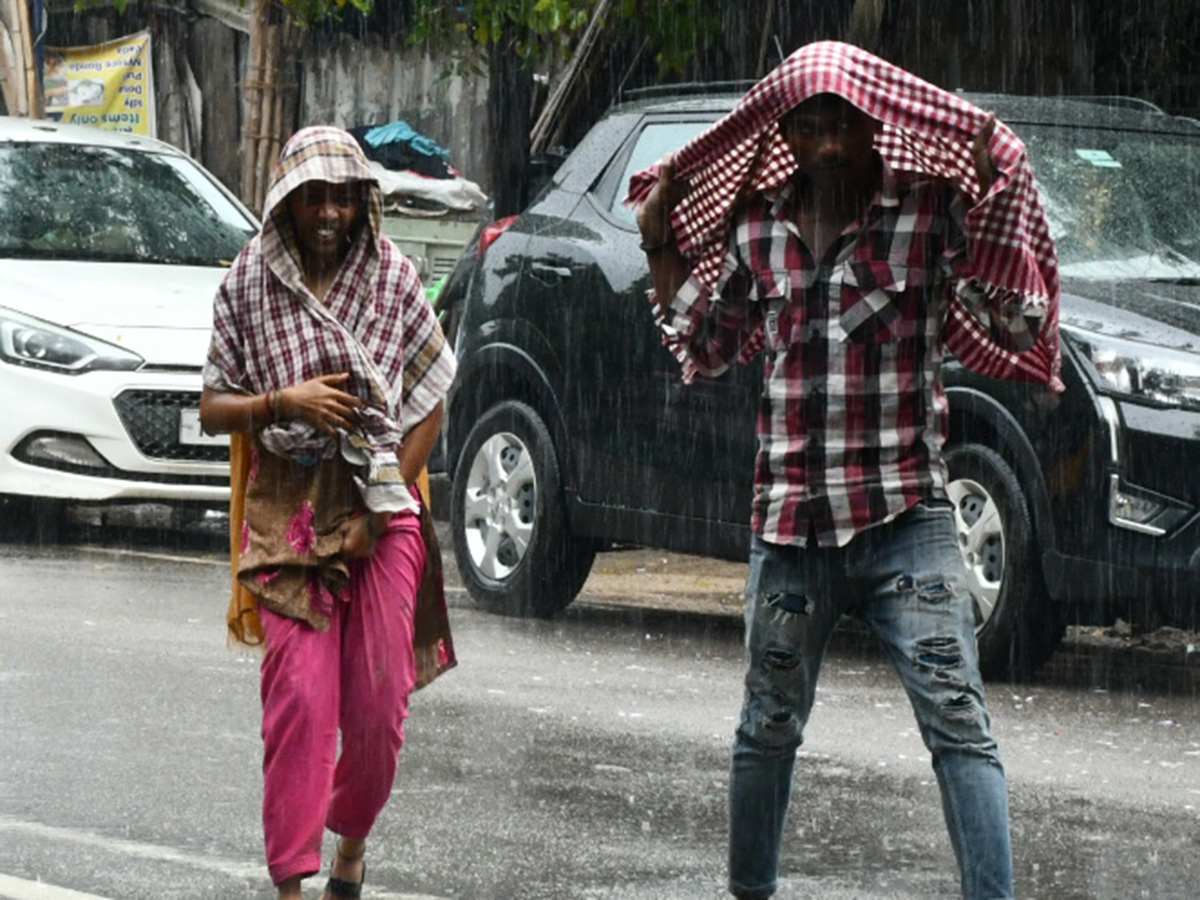 heavy rain in hyderabad today3