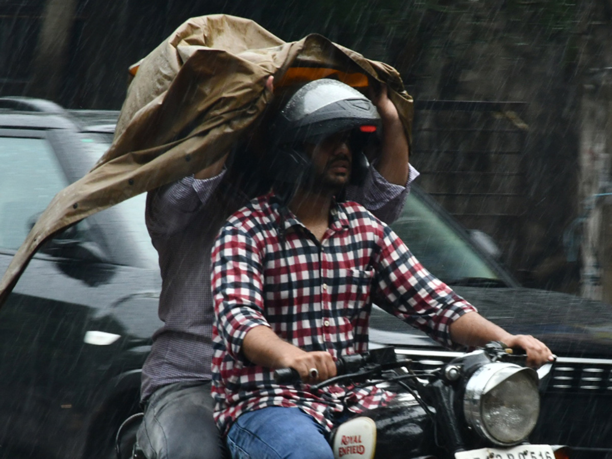 heavy rain in hyderabad today4