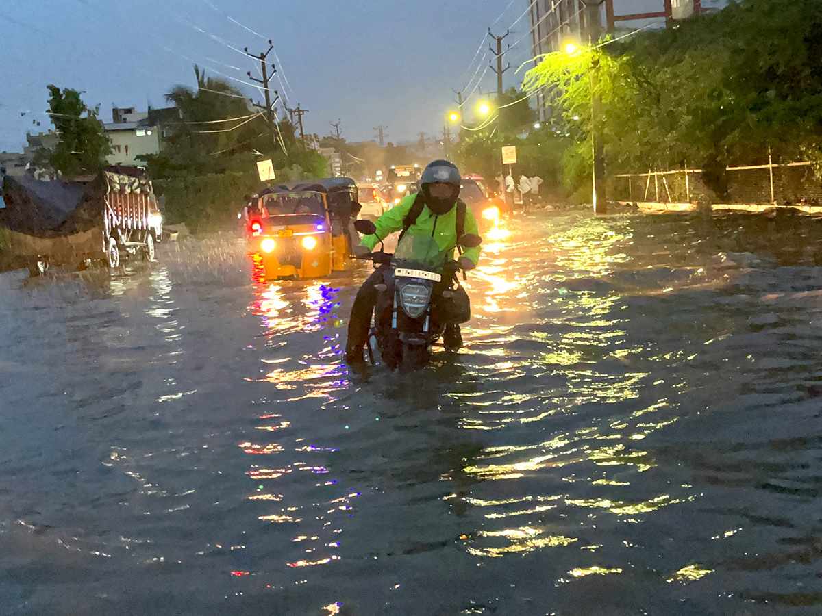 heavy rain in hyderabad today7