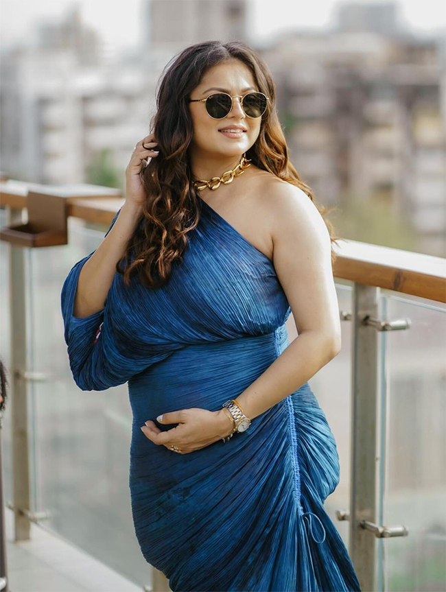 Actress Drashti Dhami Baby bump Photos5