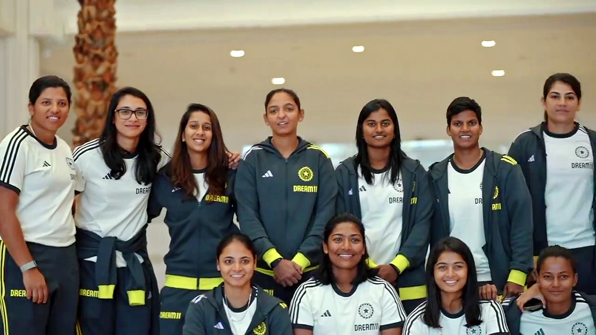 Women's T20 WC: Baahubali Actor Special Appearance In Team India's Arrival, Video in Dubai11