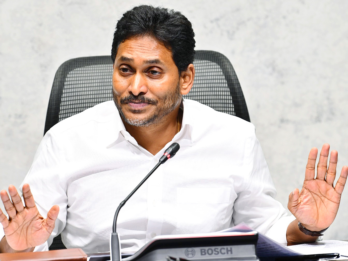 YS Jagan Press Meet on Tirumala Tour And Tirupati Prasadam Controversy‪ Photos17