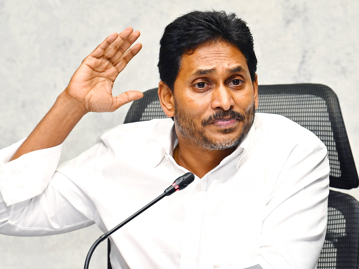 YS Jagan Press Meet on Tirumala Tour And Tirupati Prasadam Controversy‪ Photos7